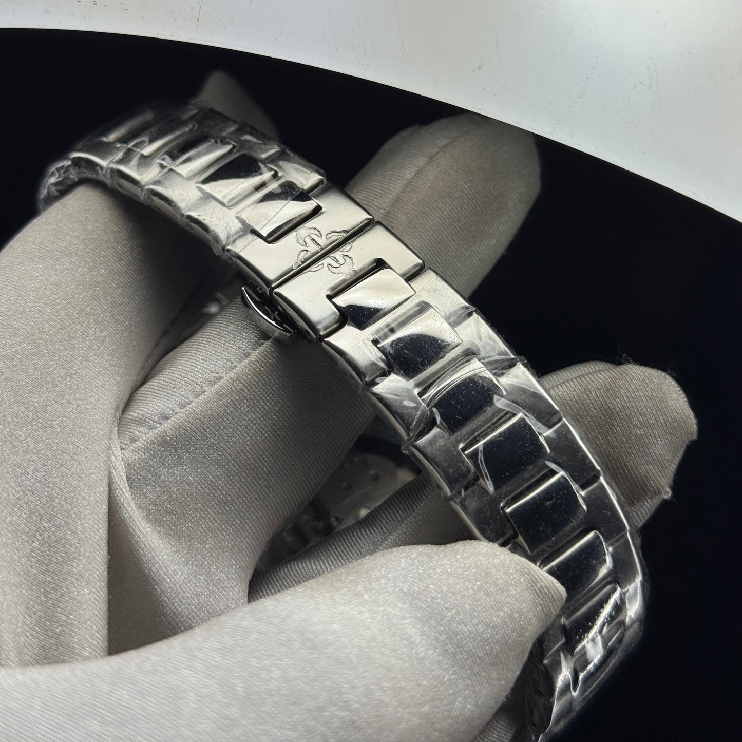 Patek Philippe Nautilus Skeleton Automatic – Silver & Tiffany Blue Edition